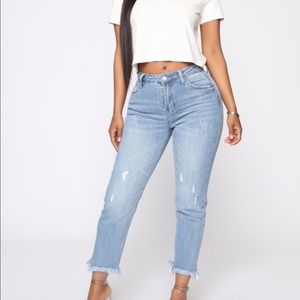Distressed Ankle Jeans